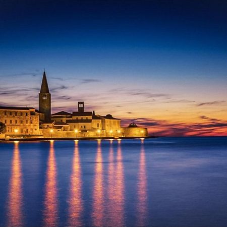 Home Away From Home Porec Exterior photo